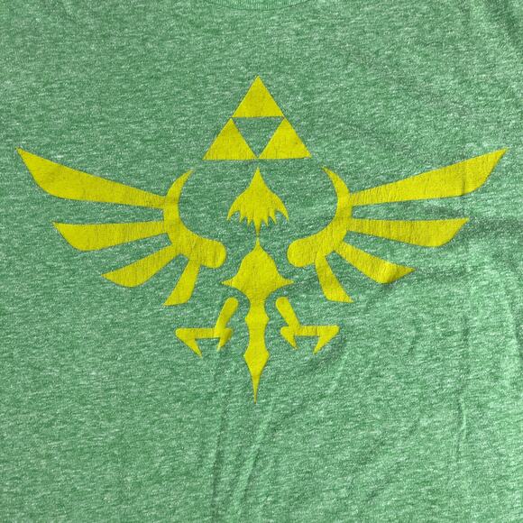 Legend Of Zelda T Shirt Small Green Skyward Sword Nintendo Retro - Picture 7 of 8